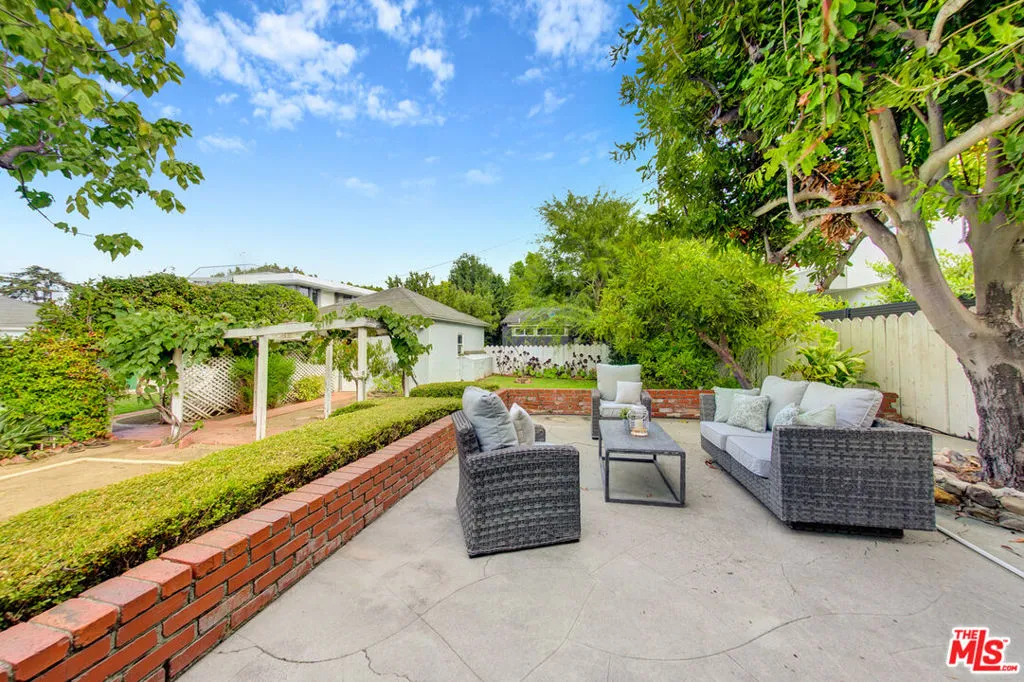 2420 Euclid Street, Santa Monica, California 90405 home-pic-32